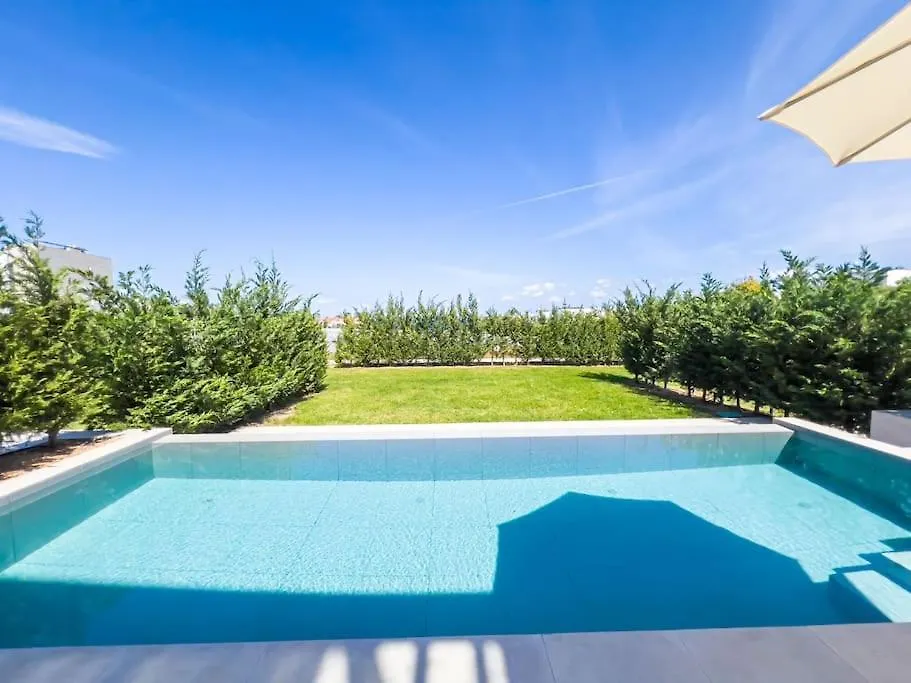 Azure Breeze Villa - Roof Garden & Sea Views Protaras