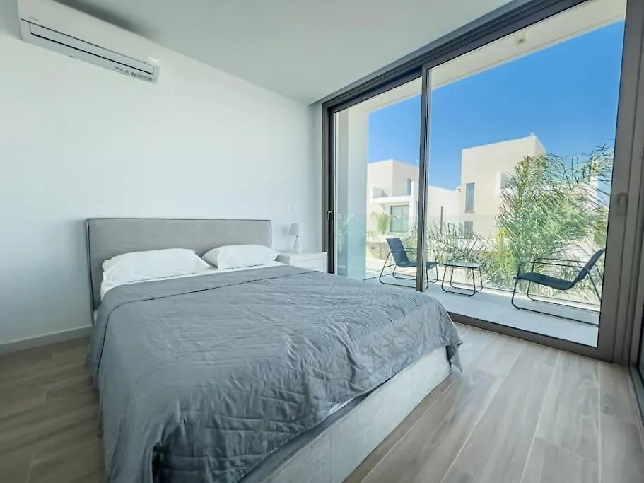 Azure Breeze Villa - Roof Garden & Sea Views Protaras