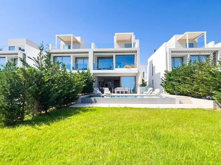 Azure Breeze Villa - Roof Garden & Sea Views Protaras Chipre