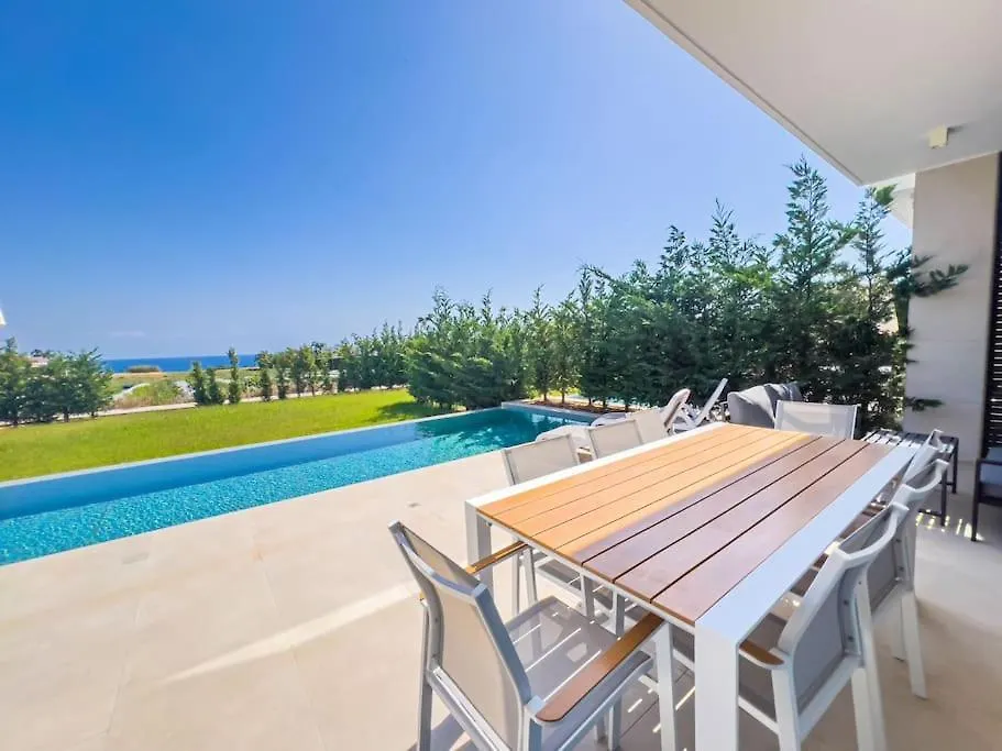 Azure Breeze Villa - Roof Garden & Sea Views Protaras